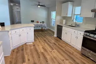1301 S Hale Ave, Escondido, CA 92029 - Photo 20