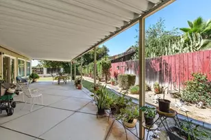 9209 Agave Pl, Riverside, CA 92503 - Photo 26