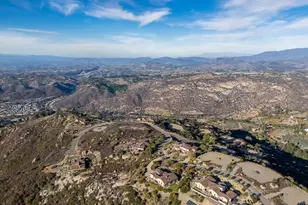 29472 Welk Highland Dr, Escondido, CA 92026 - Photo 48