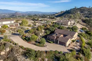 29472 Welk Highland Dr, Escondido, CA 92026 - Photo 2