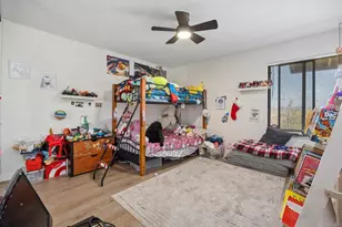 221 Stage Coach Rd, Oceanside, CA 92057 - Photo 16