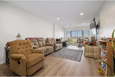 221 Stage Coach Road, Oceanside, CA 92057 - Photo 12
