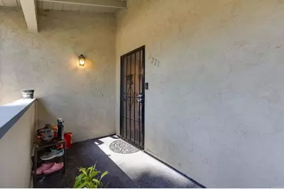221 Stage Coach Road, Oceanside, CA 92057 - Photo 4