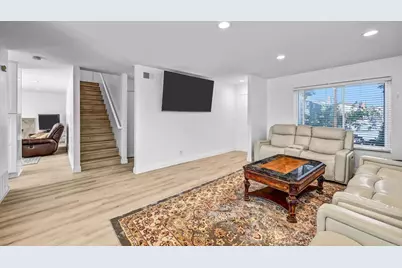 9378 Twin Mountain Circle, San Diego, CA 92126 - Photo 2