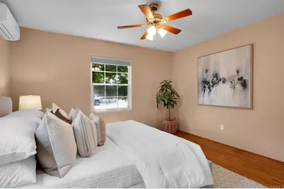 1060 Pacific Beach Drive, San Diego, CA 92109 - Photo 18