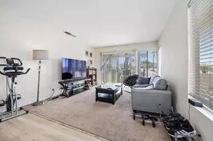 201 Diamond Way, Vista, CA 92083 - Photo 6