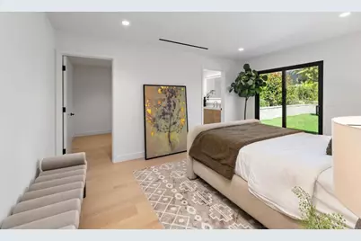 1553 Copa De Oro Drive, La Jolla, CA 92037 - Photo 32