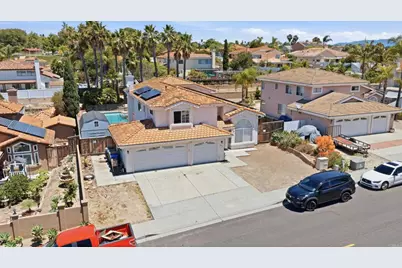 2077 Westwood Road, Vista, CA 92083 - Photo 2