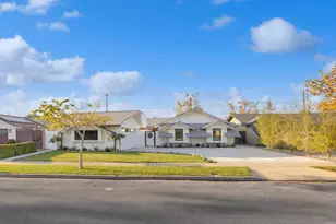 3221 Kempton Dr, Los Alamitos, CA 90720 - Photo 2