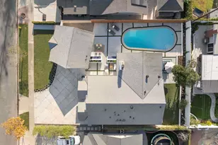 3221 Kempton Dr, Los Alamitos, CA 90720 - Photo 54