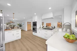 3221 Kempton Dr, Los Alamitos, CA 90720 - Photo 28
