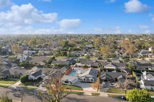 3221 Kempton Dr, Los Alamitos, CA 90720 - Photo 58