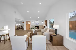 3221 Kempton Dr, Los Alamitos, CA 90720 - Photo 20