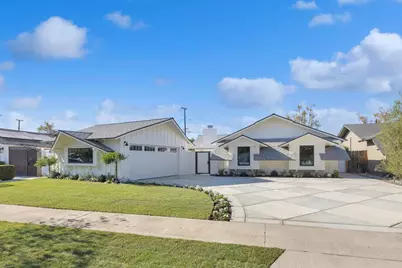 3221 Kempton Drive, Los Alamitos, CA 90720 - Photo 2