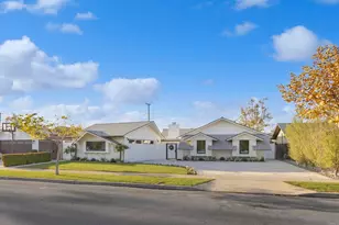 3221 Kempton Dr, Los Alamitos, CA 90720 - Photo 2
