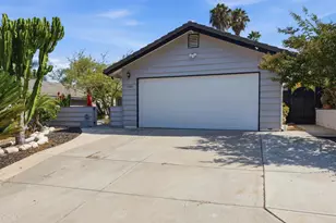 1549 Spring Creek Ln, Oceanside, CA 92057 - Photo 2