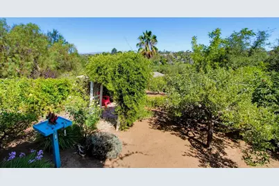 2202 Crest Hill Lane, Fallbrook, CA 92028 - Photo 54
