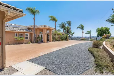 2255 Los Altos De Cerro, Ramona, CA 92065 - Photo 14