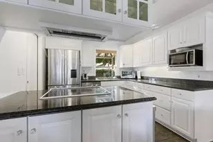 183 Sandberg St, Thousand Oaks, CA 91360 - Photo 12