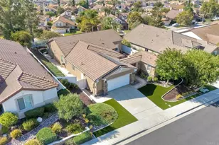 39620 Clos Du Val, Murrieta, CA 92563 - Photo 46