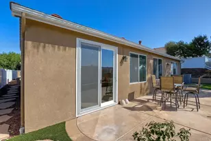39620 Clos Du Val, Murrieta, CA 92563 - Photo 44