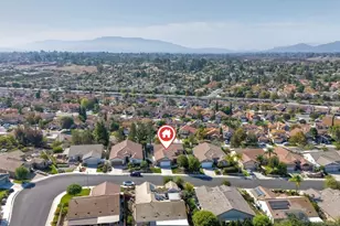 39620 Clos Du Val, Murrieta, CA 92563 - Photo 56