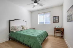 39620 Clos Du Val, Murrieta, CA 92563 - Photo 32