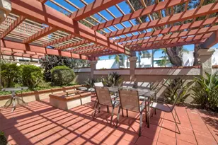 2569 Navarra Dr, Carlsbad, CA 92009 - Photo 32