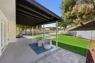 2640 Chestnut Ave, Carlsbad, CA 92010 - Photo 28
