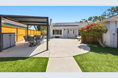 207 Hickoryhill Drive, Encinitas, CA 92024 - Photo 1