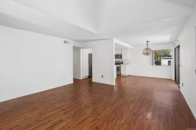 321 N Melrose #C, Vista, CA 92083 - Photo 18