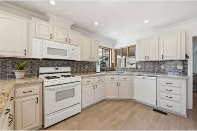 5244 Weymouth Way, Oceanside, CA 92057 - Photo 10