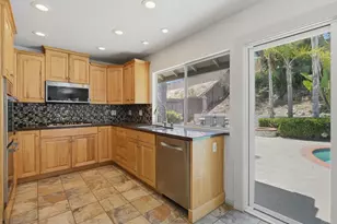 356 Delage Dr, Encinitas, CA 92024 - Photo 10