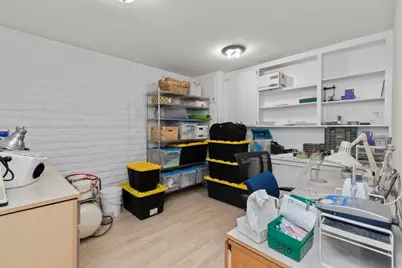 1027 E Grand Avenue, Escondido, CA 92025 - Photo 26