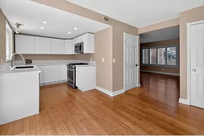 2138 Via Robles, Oceanside, CA 92054 - Photo 10