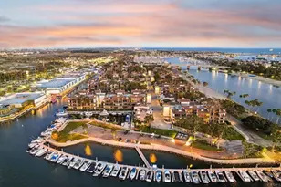 7126 Marina Pacifica Dr, Long Beach, CA 90803 - Photo 2