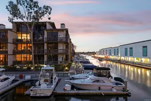 7126 Marina Pacifica Dr, Long Beach, CA 90803 - Photo 54