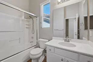 31335 Canterbury Ct, Temecula, CA 92591 - Photo 16
