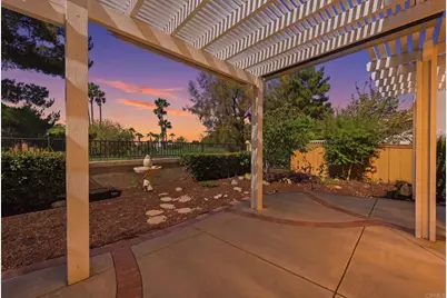 31335 Canterbury Court, Temecula, CA 92591 - Photo 20