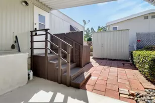 2130 Sunset Dr, Vista, CA 92081 - Photo 34