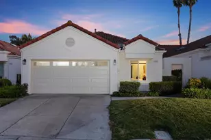 12117 Putting Green Row, San Diego, CA 92128 - Photo 2