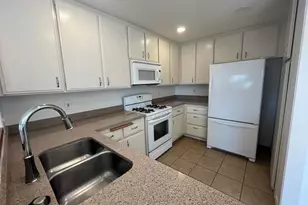2556 Ocean Cove Dr, Cardiff by the Sea, CA 92007 - Photo 10
