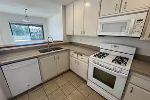 2556 Ocean Cove Dr, Cardiff by the Sea, CA 92007 - Photo 6