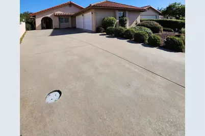 1066 Ridge Heights Drive, Fallbrook, CA 92028 - Photo 14