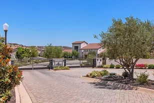 7945 Lusardi Creek Ln, San Diego, CA 92127 - Photo 54
