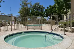 432 Edgehill Ln, Oceanside, CA 92054 - Photo 18