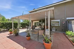 5625 Lake Vista Dr, Bonsall, CA 92003 - Photo 32