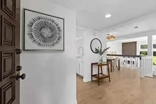 2505 Navarra Dr, Carlsbad, CA 92009 - Photo 2