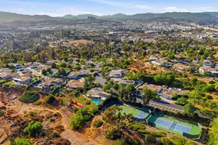 1356 Black Hawk Glen, Escondido, CA 92029 - Photo 54