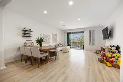 2227 Solara Lane, Vista, CA 92081 - Photo 4